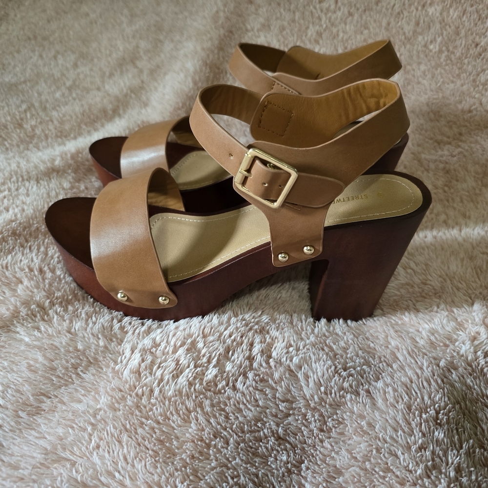 Streetwear Society Tan Brown Platform Sandals with Adjustable Straps